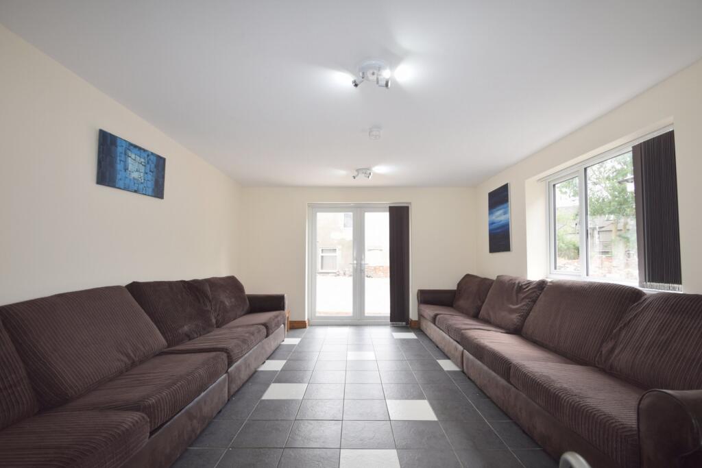 House in Cardiff - More