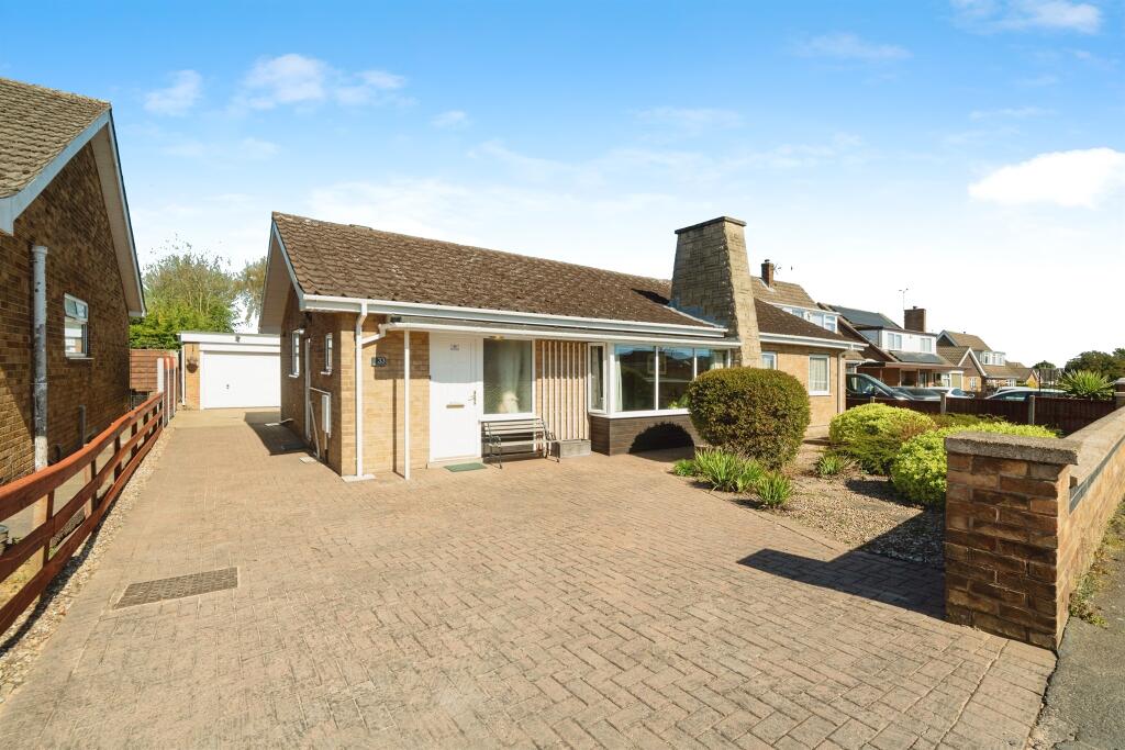 3-bed bungalow on Chancel Road, Scunthorpe, £280,000