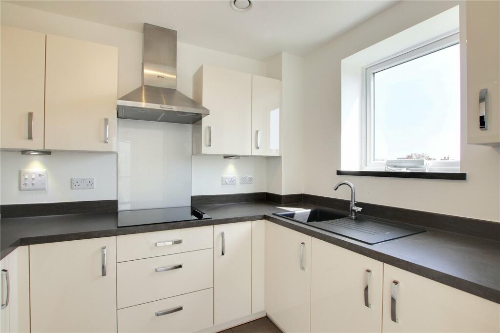Heene Road, Worthing, BN11 - View 3