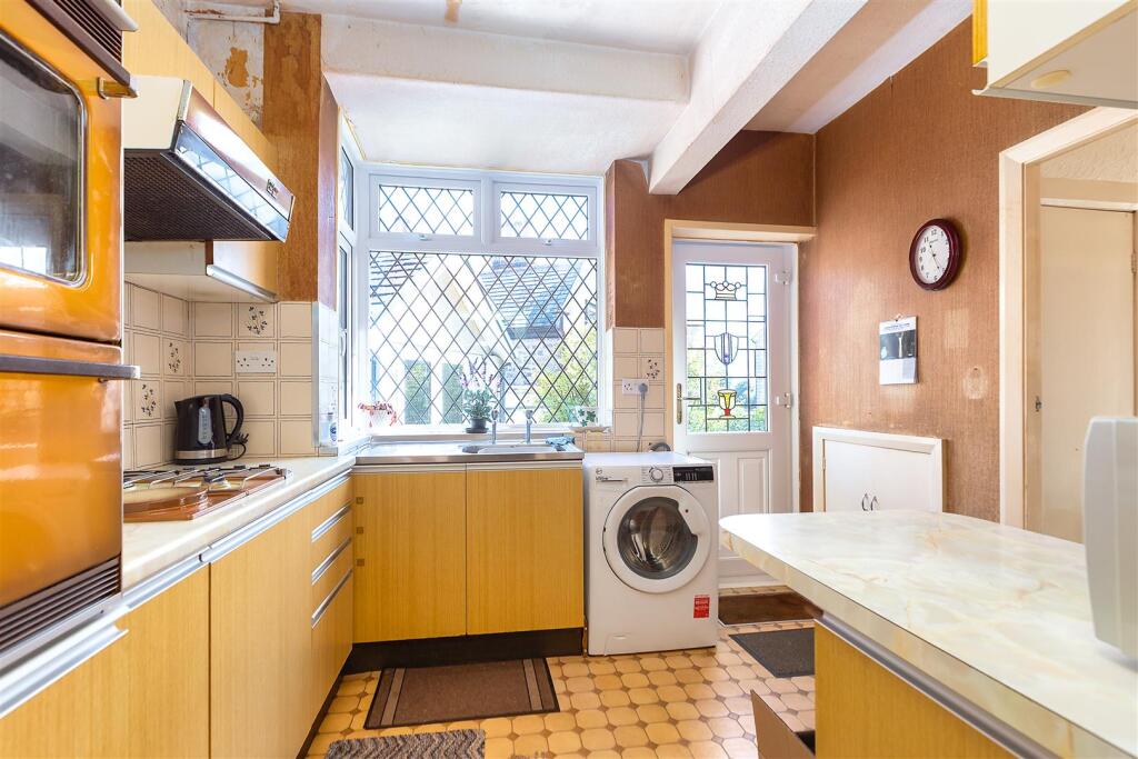 House in Heysham, Higher Heysham, Lancashire - View 4