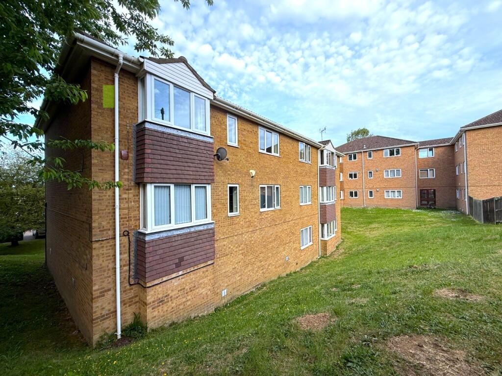 Main image of property: Bond Road, Rainham,