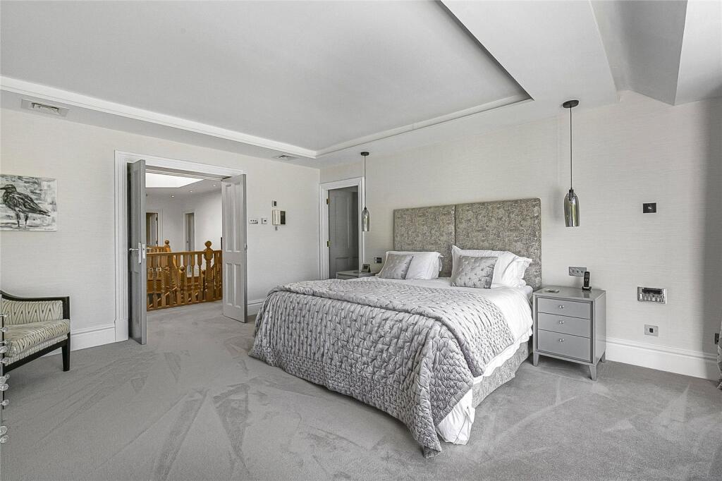 Additional image 28 of Wild Hill Road, Woodside, Hertfordshire, AL9