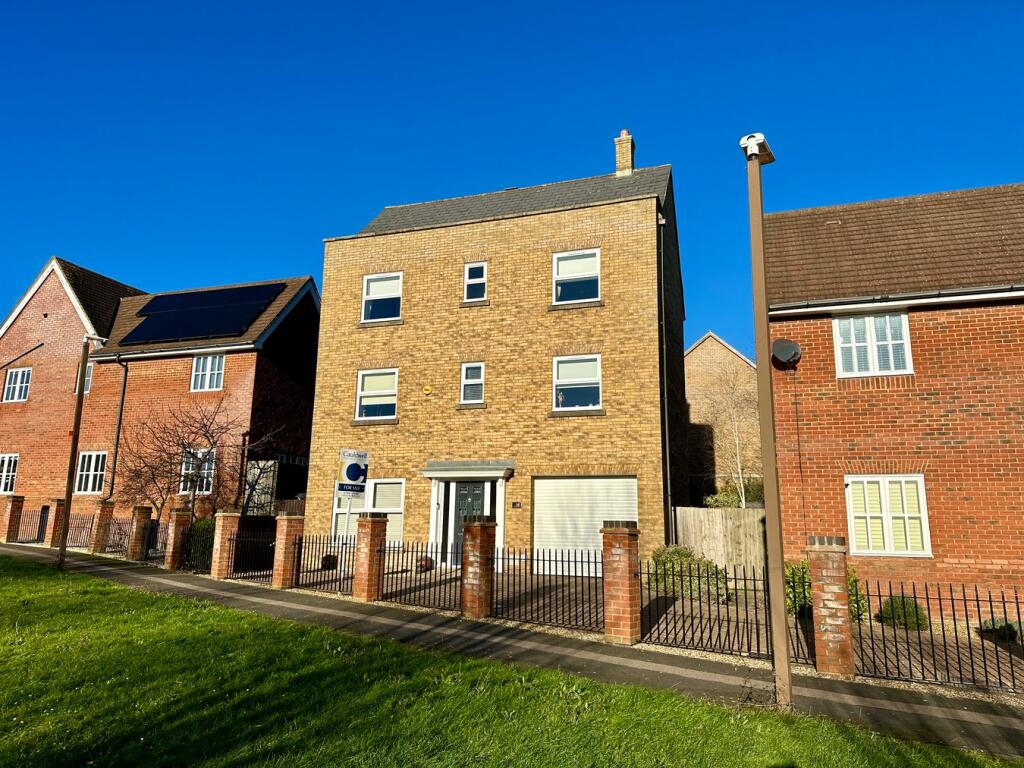 Main image of property: Frampton Grove, Westcroft, Milton Keynes, MK4