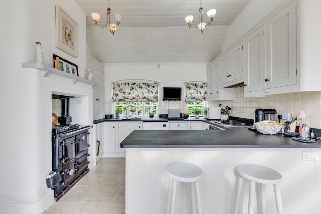 Additional image 12 of Danesbury Park Road, Welwyn, Hertfordshire, AL6