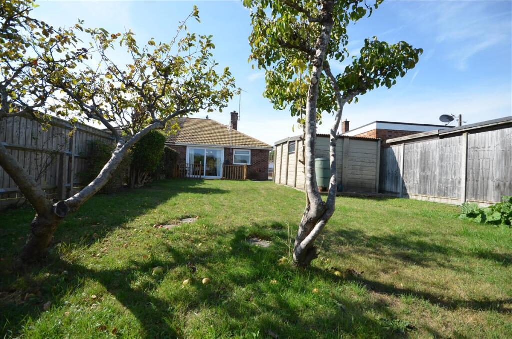 Main image of property: Twyford Avenue, Raunds, Northamptonshire, NN9