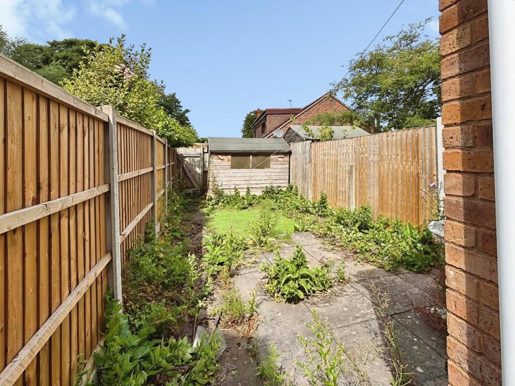 House in Birmingham, Sutton Coldfield - View 2