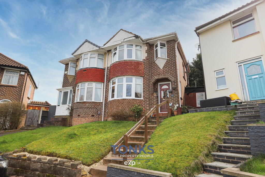Main image of property: Haldon Grove, Birmingham, B31 4LN