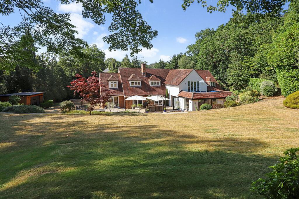 House in Guildford - View 4