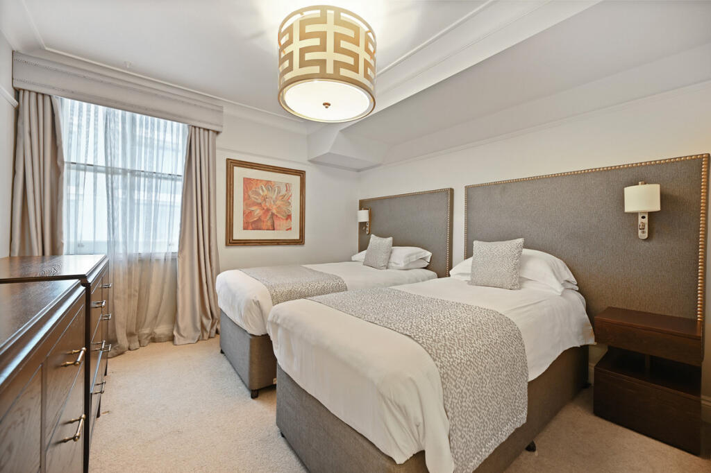 4 bedroom apartment for rent