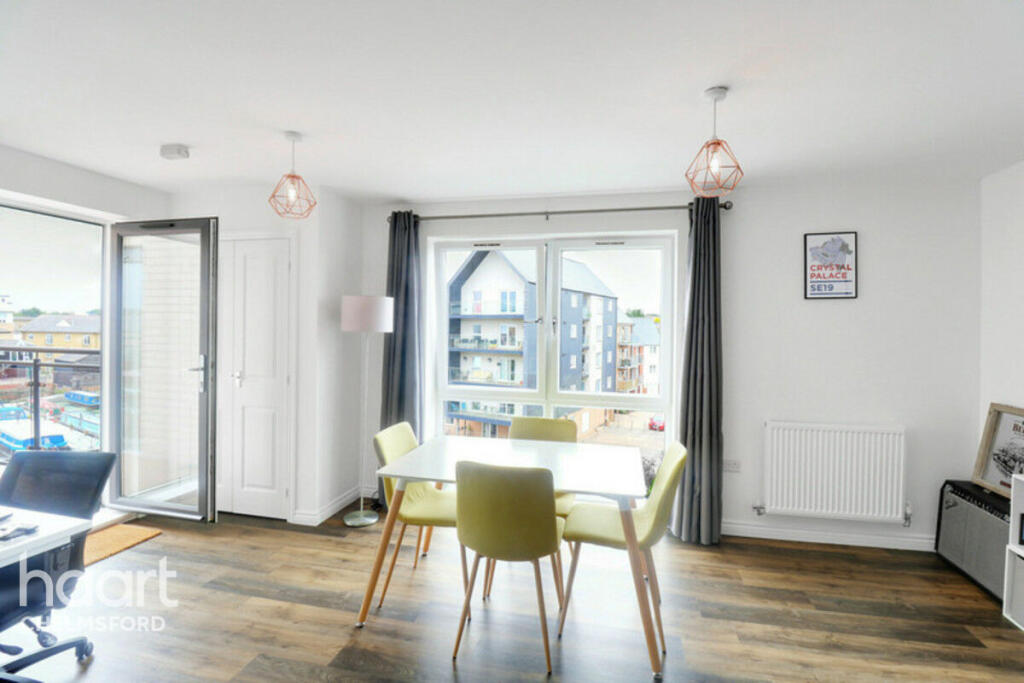Apartment in Chelmsford, Springfield Park - View 5