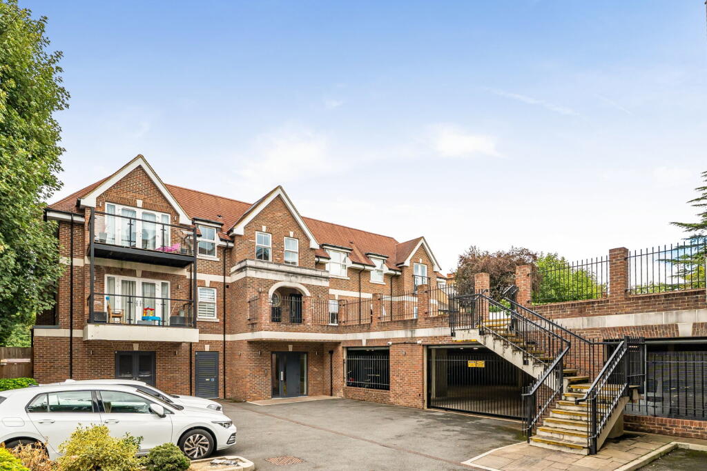 Apartment in Watford