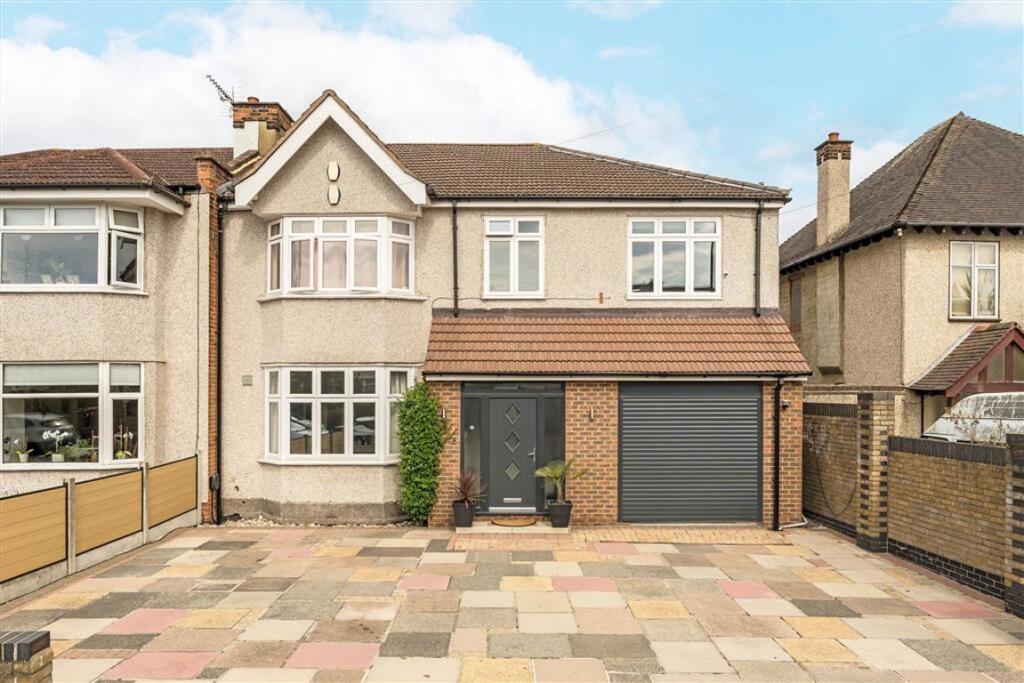 Main image of property: Guibal Road, Lee