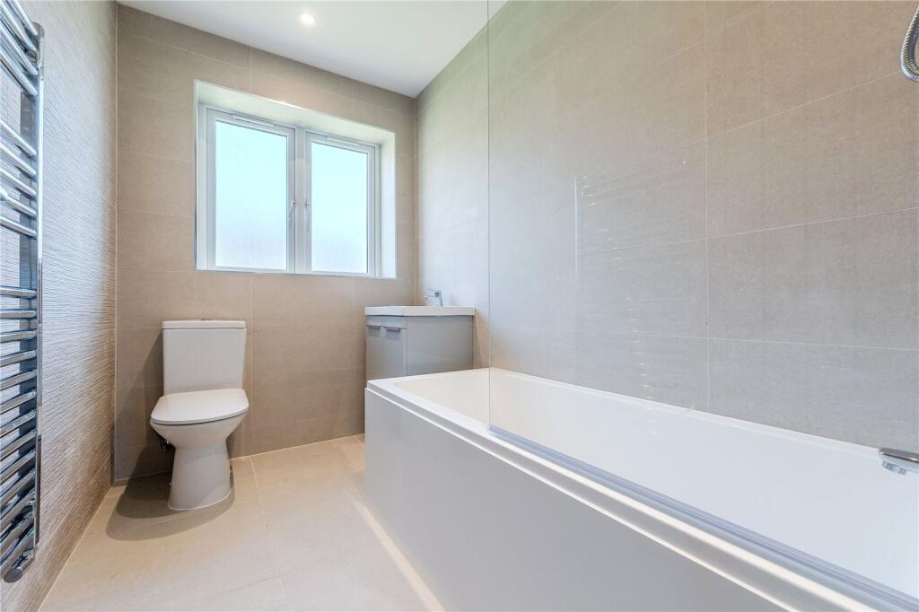 House in Leeds - View 5