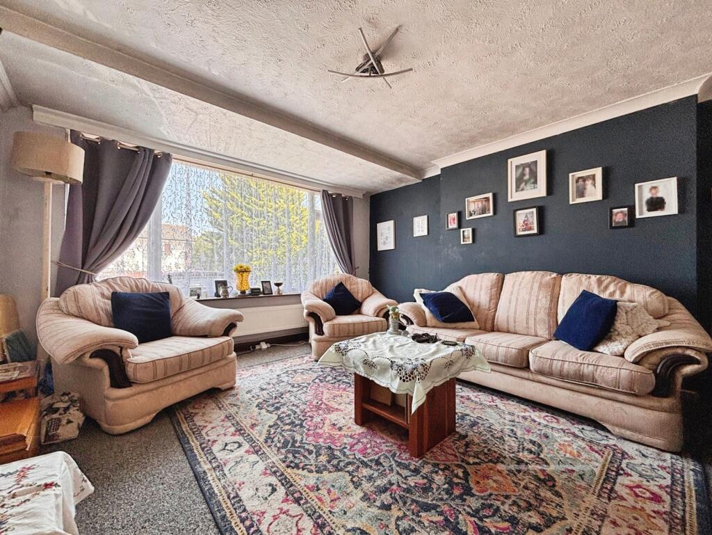 House in Newport, Parkhurst - View 2