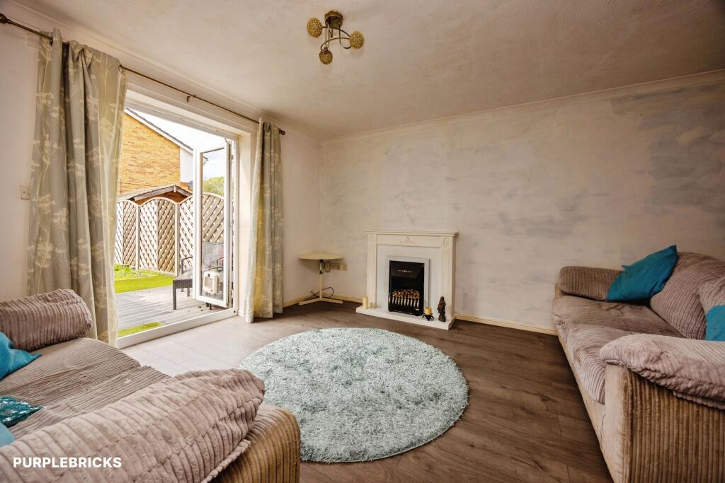 House in Guildford, Ash - View 4