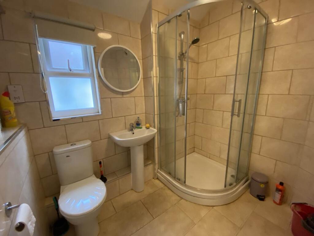House in Cardiff - View 3