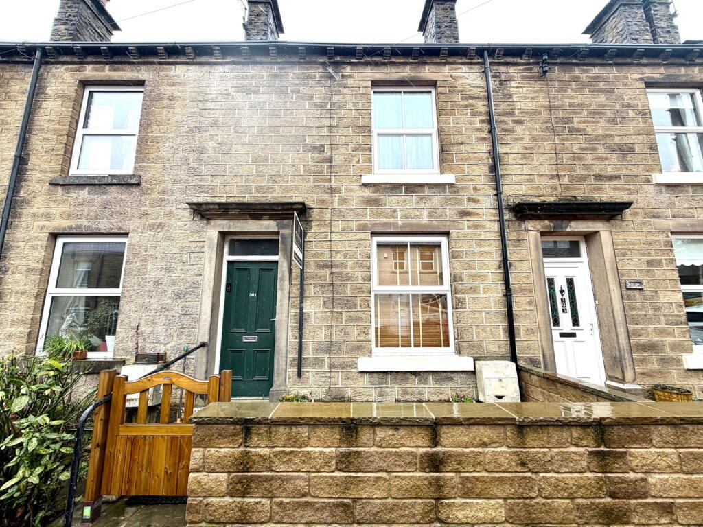 Main image of property: Wakefield Road, Denby Dale, Huddersfield, HD8 8QD