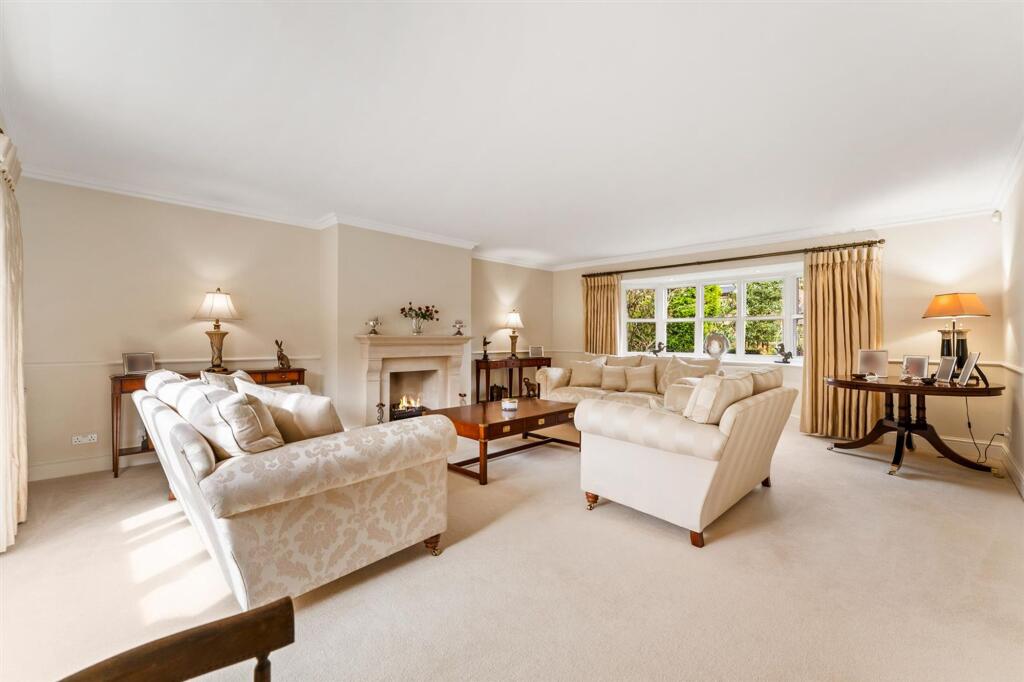 Chorley Hall Lane, Alderley Edge, SK9 photo 4