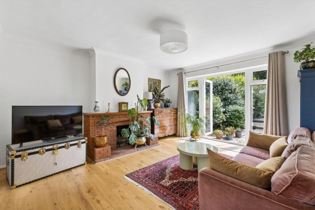House in Watford - View 5