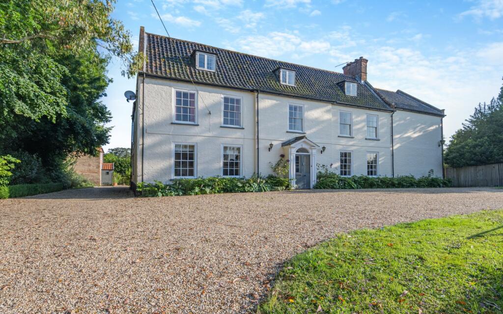 Main image of property: The Street, Billingford, Dereham, Norfolk, NR20