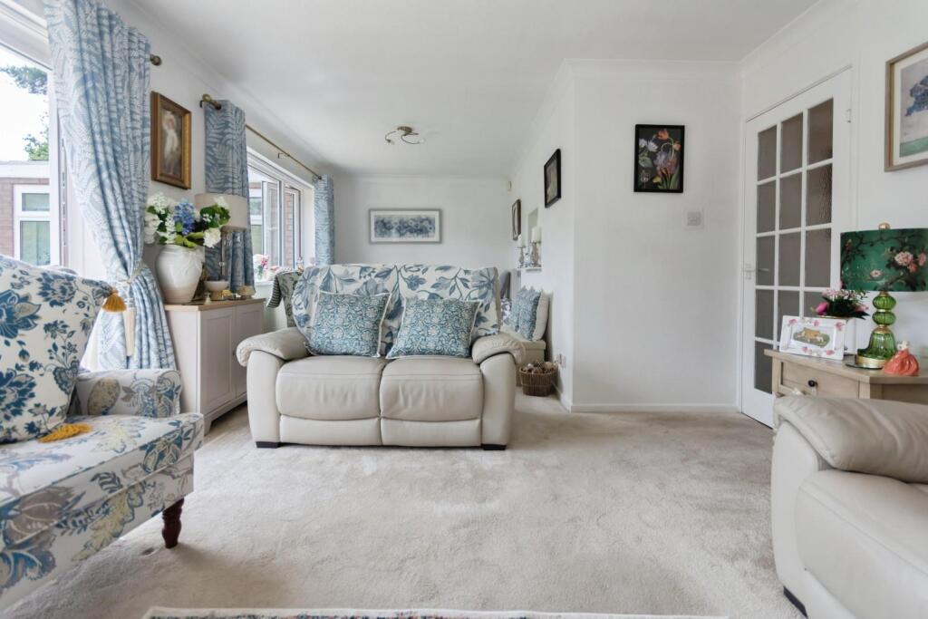 House in Bromsgrove, Wythall - View 5