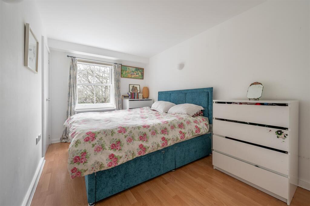 Apartment in London, Hackney - View 5