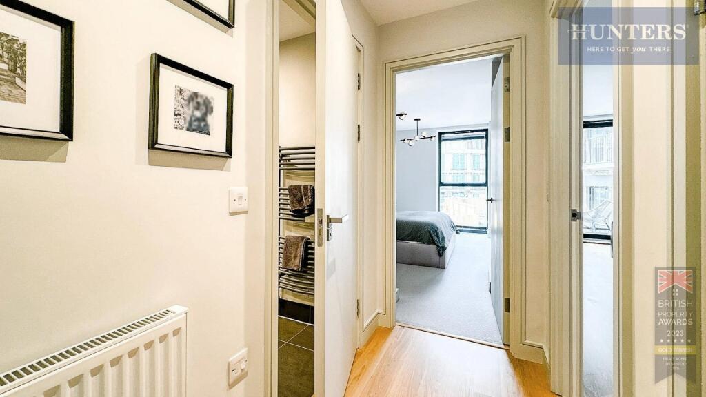 Apartment in Bristol, Wapping Wharf, Southville - View 3