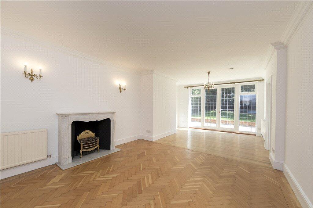 House in London, Copse Hill, Raynes Park - View 4