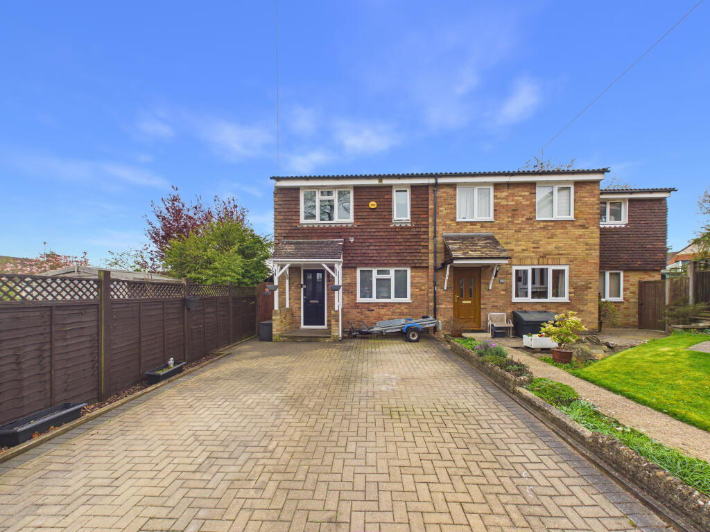 Main image of property: Hillview, Saunderton, High Wycombe, Buckinghamshire