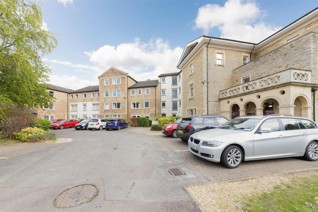 Main image of property: KIDLINGTON, Oxon, OX5