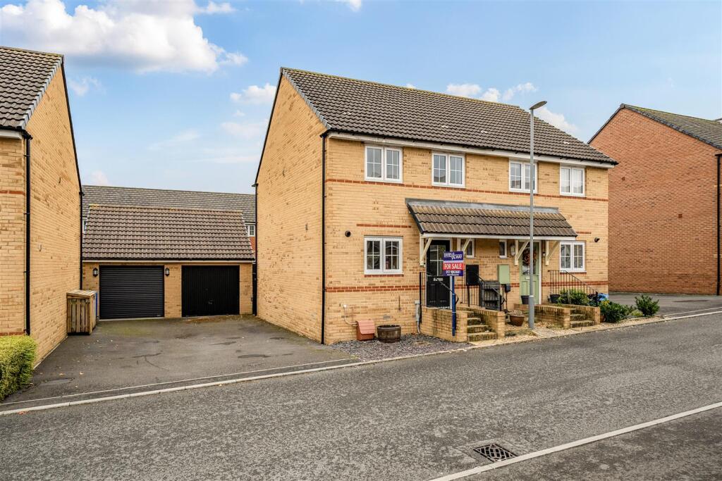 Main image of property: Woodpecker Close, Keynsham, Bristol