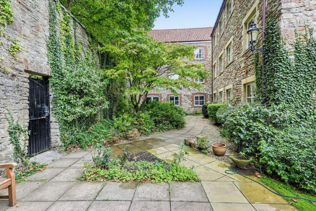 Additional image 17 of Carlton Court, Wells