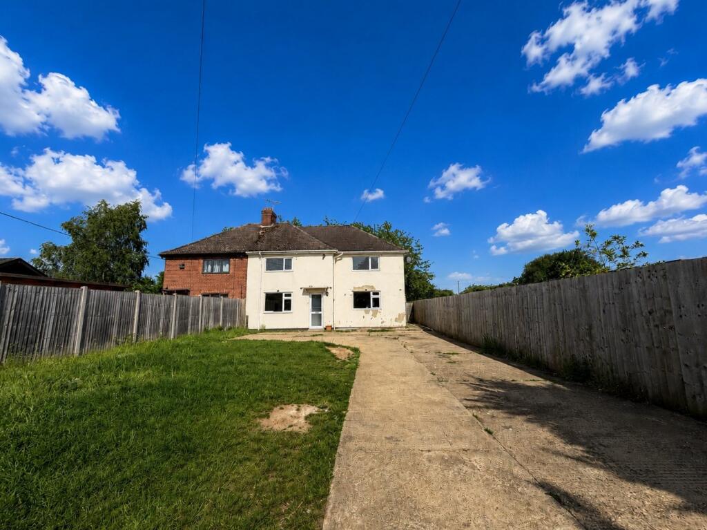 Main image of property: Byfield Road, Banbury, Oxfordshire