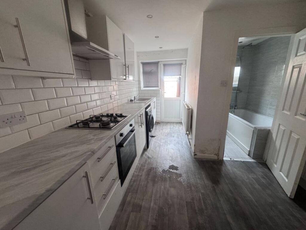 House in Liverpool, Cabbage Hall, Anfield - More