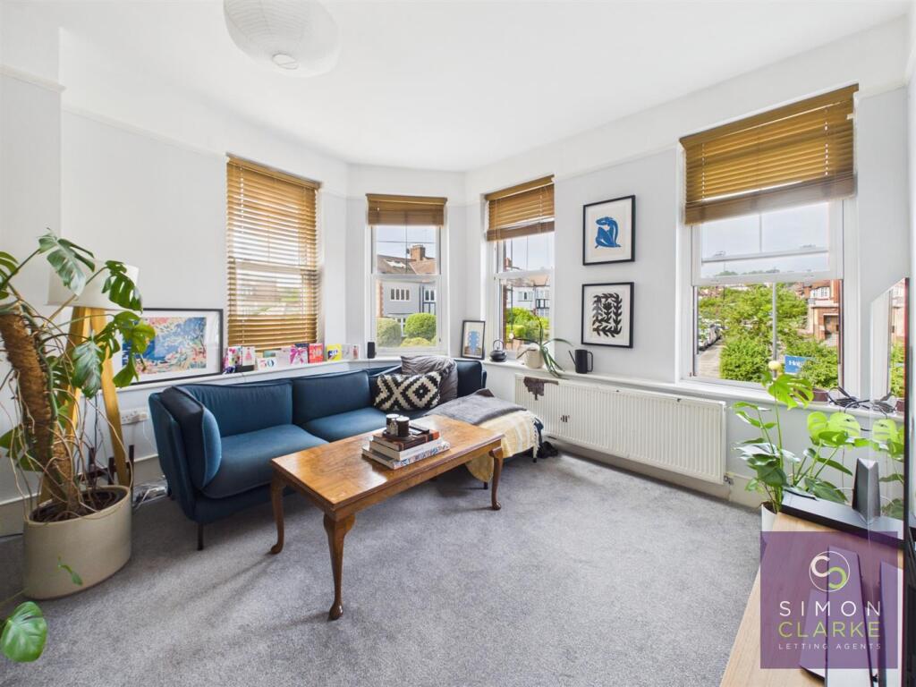Apartment in London - View 3