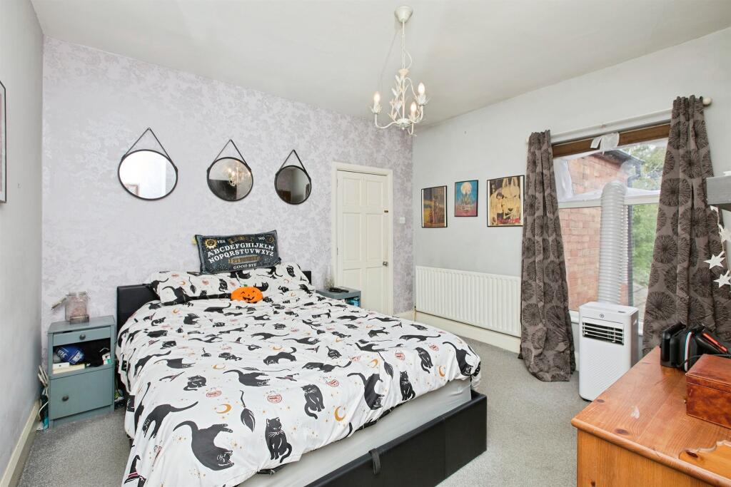 House in Derby - View 5
