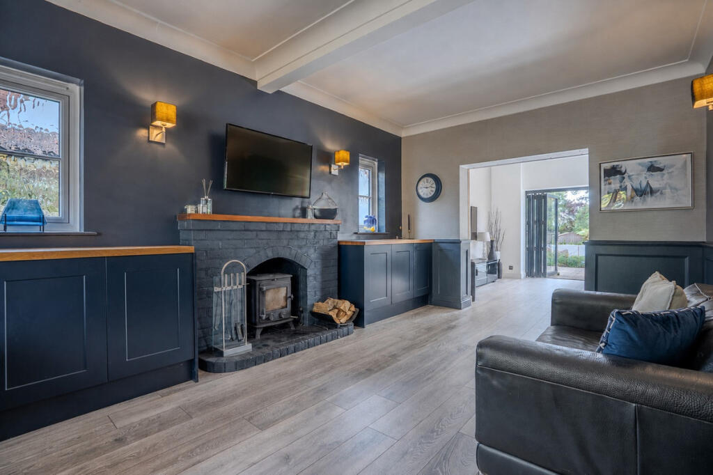 House in Brentwood, Brook Street - View 5