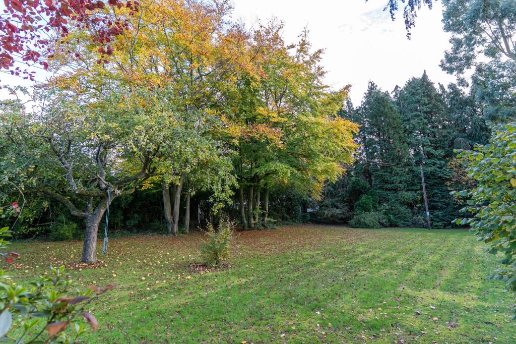 Additional image 24 of Birmingham Road, Marlbrook, B61