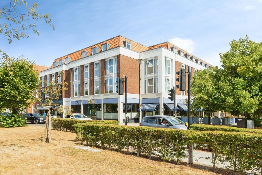Main image of property: Parkway, Welwyn Garden City