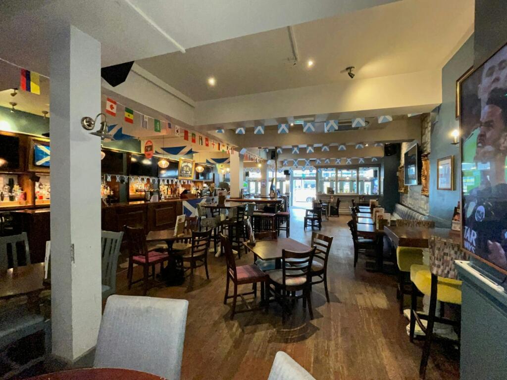 Glasgow - 63-65 Kilmarnock Road - James Tassie - Internal 11.jpg