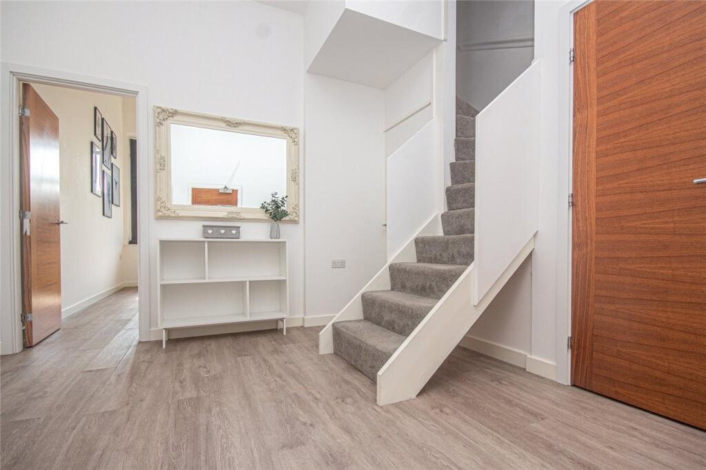 Additional image 6 of Mundells, Welwyn Garden City, Hertfordshire, AL7