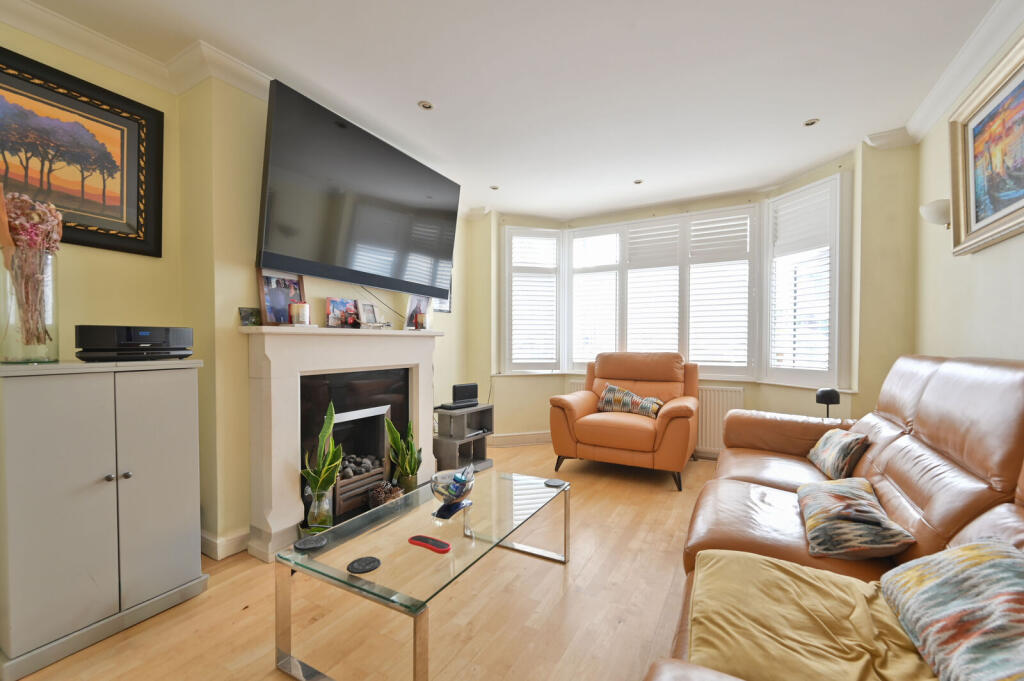 House in Harrow - View 2