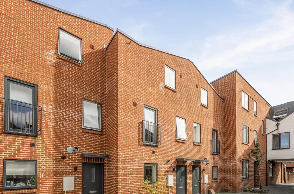 House in London - View 4
