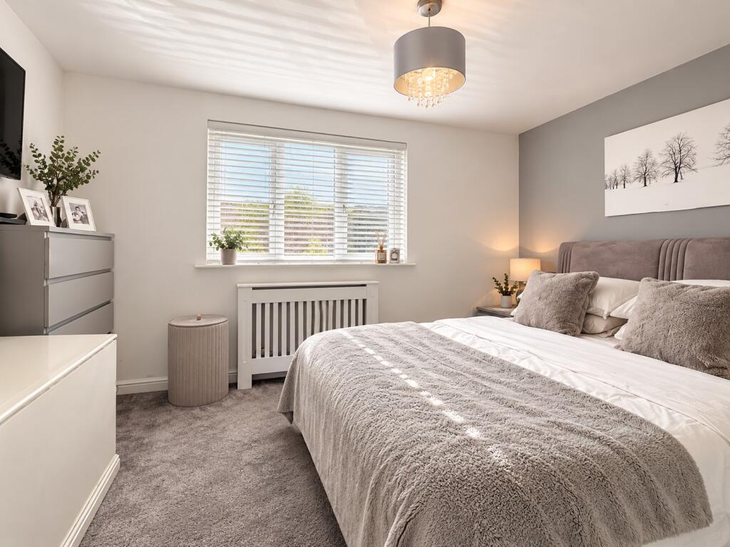 House in Basildon, Wickford - View 5