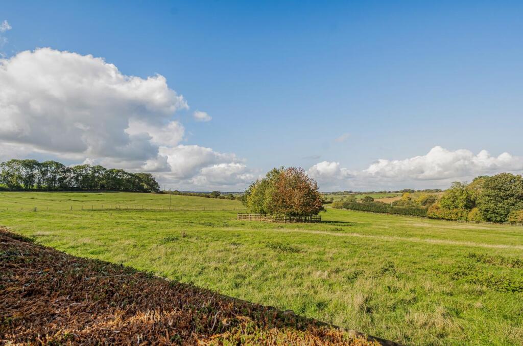 The Green, Whilton, Daventry, NN11 photo 2