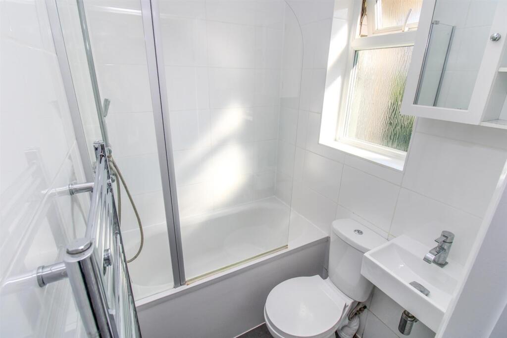 House in Corby, North Northamptonshire - View 5