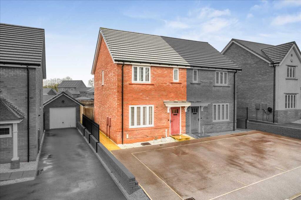 Main image of property: Stokes Grove, Hanslope, Milton Keynes