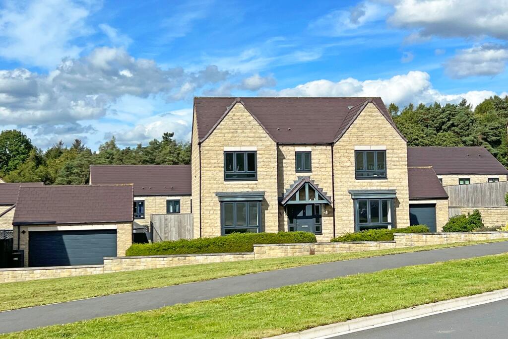 5-bed house on Wisteria Gardens, Harrogate, HG3, £900,000