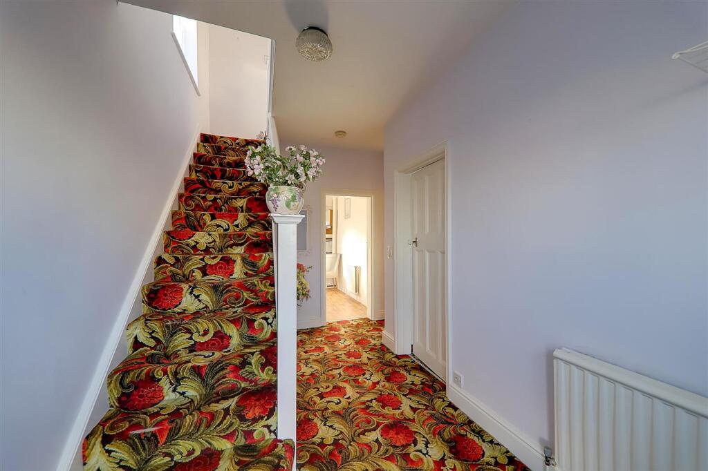 House in Brighton - View 5