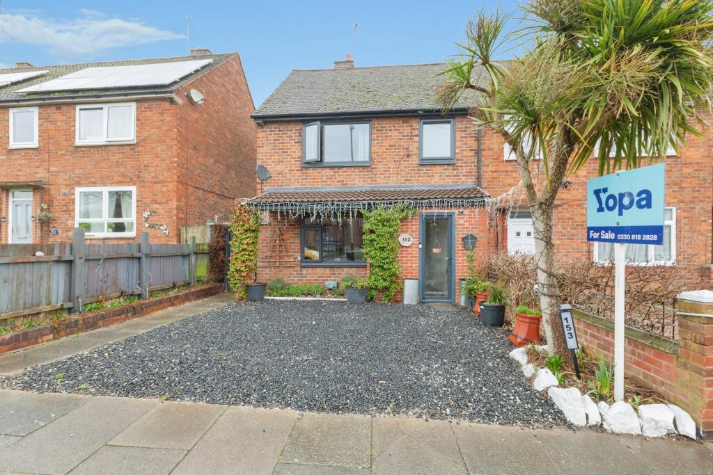 3-bed terraced on Aikman Avenue, Leicester, LE3, £250,000